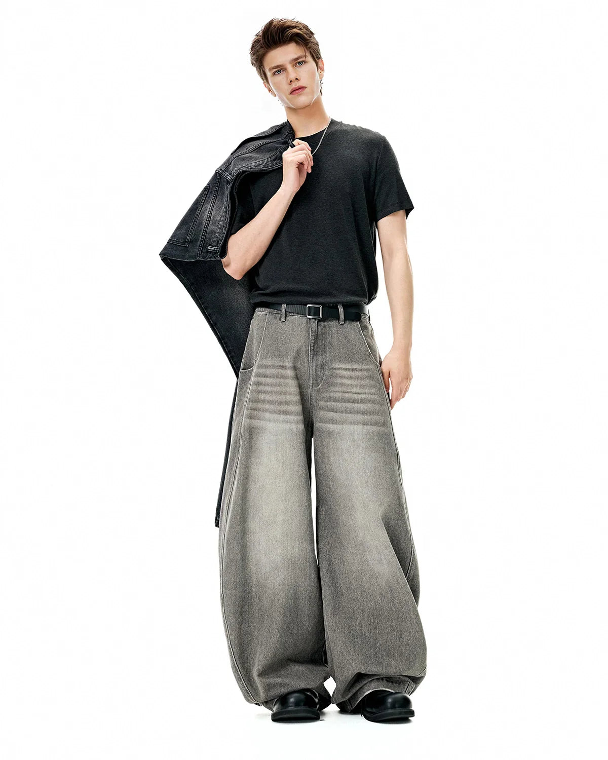 Washed Barrel Baggy Jeans