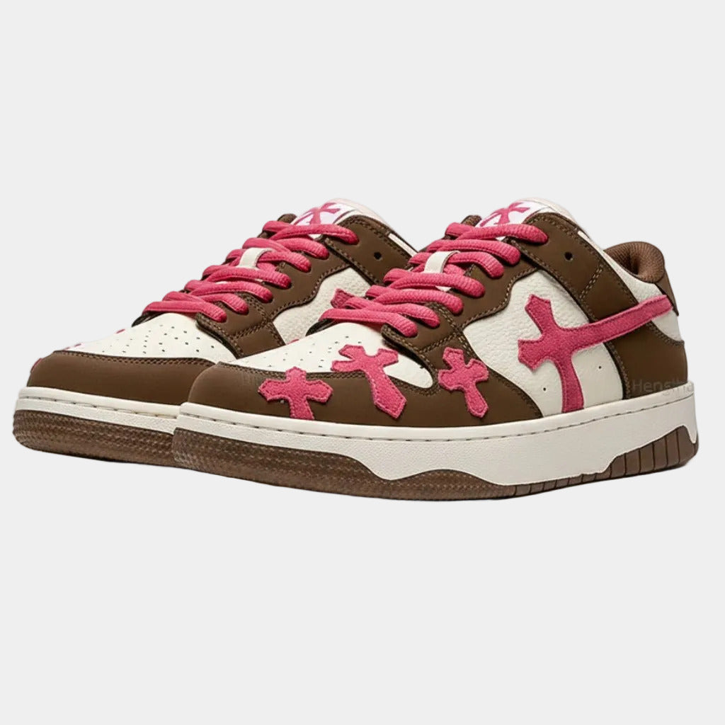 Cross sneaker