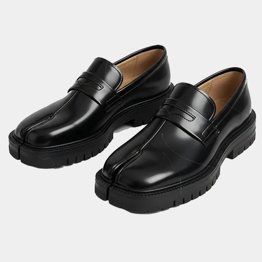 Tabi loafers